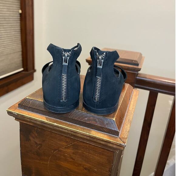 Eileen Fisher Black Strappy Nubuck  Sandals Size 6.5 Old Money, Artsy, Quiet Lux - Picture 4 of 9